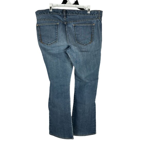 Old Navy Women's The Flirt Bootcut Jeans Size 16 Regular - Picture 7 of 8